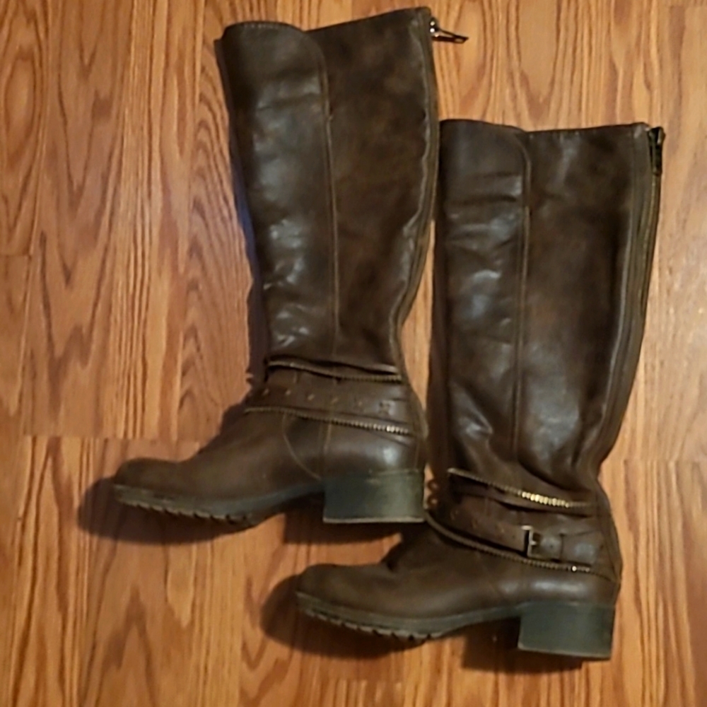 Tall boots